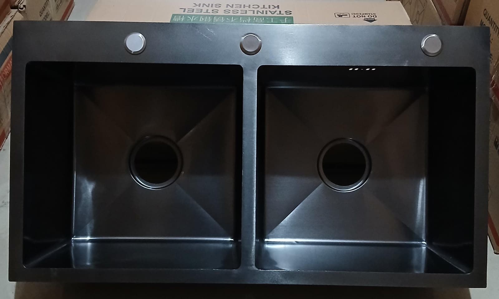 Kitchen, bathroom, and hardware fitting 26 supplied by Construction Solution